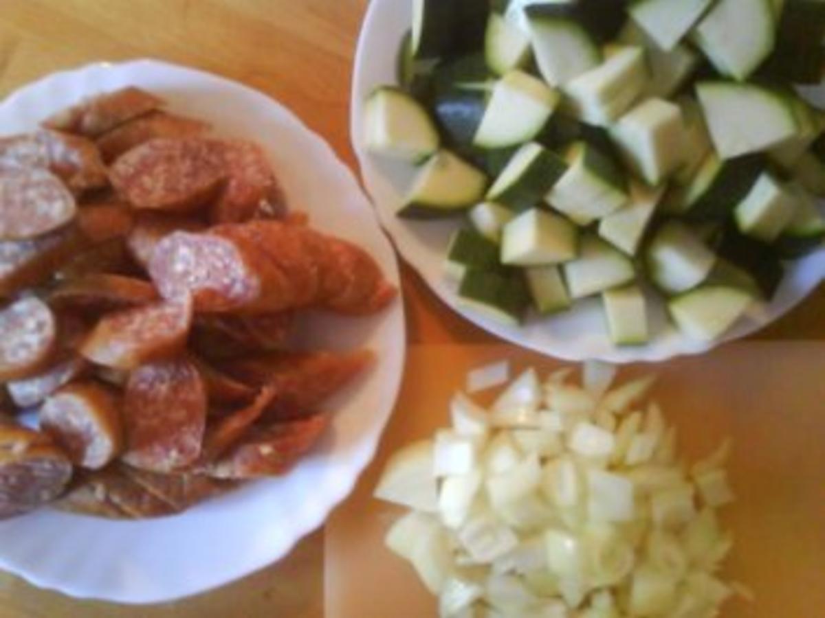 Kartoffel-Mettwurst-Pfanne - Rezept mit Bild - kochbar.de