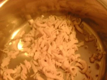 Pilz-Sauce mit Hähnchen-Aufschnitt - Rezept - Bild Nr. 2