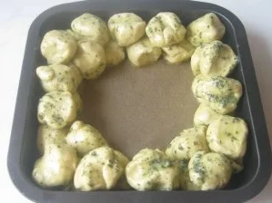 Frühlings-Brötchenkranz - Rezept - Bild Nr. 2