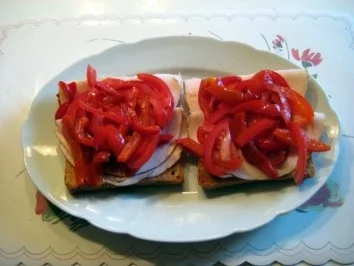Vollkorntoast mit Letscho und Spiegelei - Rezept - Bild Nr. 7