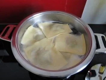 Rezept: Ravioli di funghi Bild Nr. 7 Ravioli di funghi - Rezept - Bild Nr. 7