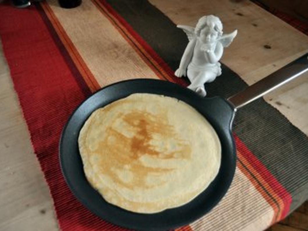 Original französische Crepes Rezept mit Bild kochbar.de