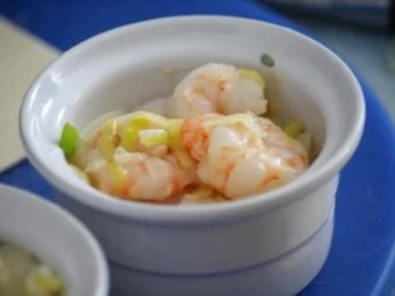 Rezept: Garnelenragout mit Blätterteighaube Bild Nr. 2 Garnelenragout mit Blätterteighaube - Rezept - Bild Nr. 2