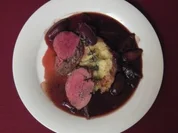 Rinderfilet mit Rotweinschalotten und Kartoffelpüree - Rezept