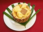 Ananas-Sorbet serviert in einer Ananas-Schale (Jochen Schroeder) - Rezept