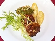 Putentaler mit Brokkoli in Thai-Marinade, Grapefruit und Mandelzapfen - Rezept