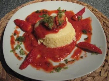 Griesflammeri mit Erdbeersoße - Rezept - Bild Nr. 2