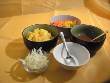 Rezept: Schweinefleisch Süß-Sauer an Ananas Bild Nr. 4 Schweinefleisch Süß-Sauer an Ananas - Rezept - Bild Nr. 4