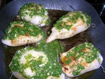 Gefüllte Kalamare "Tanger Art" mit geschmorten Paprika - Rezept - Bild Nr. 8