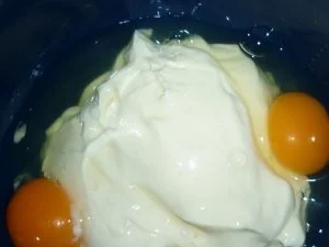 Eierlikör- Joghurt- Muffins mit leicht flüssigem Schokokern - Rezept - Bild Nr. 5