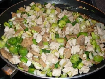 Gefüllte Königin-Pastetchen - Rezept - Bild Nr. 3