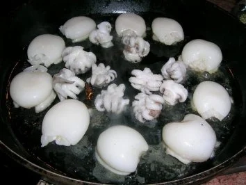 Minikalamaris an Salat und Zuckerschoten - Rezept - Bild Nr. 4