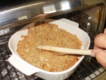 Rezept: Erdbeer- Butterkruste mit frischen Erdbeeren Kreme Vierecken - Gefrohren kommt vom Erdbeer Fest in Plant City, Florida - Einfach und lecker Bild Nr. 4 Erdbeer- Butterkruste mit frischen Erdbeeren Kreme Vierecken - Gefrohren kommt vom Erdbeer Fest in Plant City, Florida - Einfach und lecker - Rezept - Bild Nr. 4