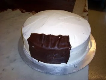 Rezept: Bacardi-Schokosahne mit Borkenscchokolade Bild Nr. 5 Bacardi-Schokosahne mit Borkenscchokolade - Rezept - Bild Nr. 5