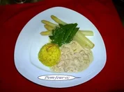 Rezept: Kalbsragou in Sherry mit Spargel und Zuckerschoten Kalbsragou in Sherry mit Spargel und Zuckerschoten - Rezept