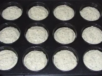 Kleingebäck - Ananas-Mohn-Muffins mit Eierlikör - Rezept - Bild Nr. 2