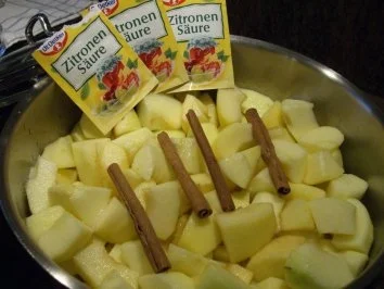Rezept: Dessert: APFELMUS oder APFELKOMPOTT Bild Nr. 4 Dessert: APFELMUS oder APFELKOMPOTT - Rezept - Bild Nr. 4