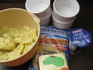 Rezept: Kartoffeln - Käse Törtchen. Bild Nr. 3 Kartoffeln - Käse Törtchen. - Rezept - Bild Nr. 3