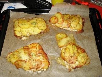 Rezept: Fischfilet im Kartoffelmantel auf Gartengemüse mit Rosmarin Bild Nr. 7 Fischfilet im Kartoffelmantel auf Gartengemüse mit Rosmarin - Rezept - Bild Nr. 7