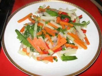 Rezept: Fischfilet im Kartoffelmantel auf Gartengemüse mit Rosmarin Bild Nr. 10 Fischfilet im Kartoffelmantel auf Gartengemüse mit Rosmarin - Rezept - Bild Nr. 10