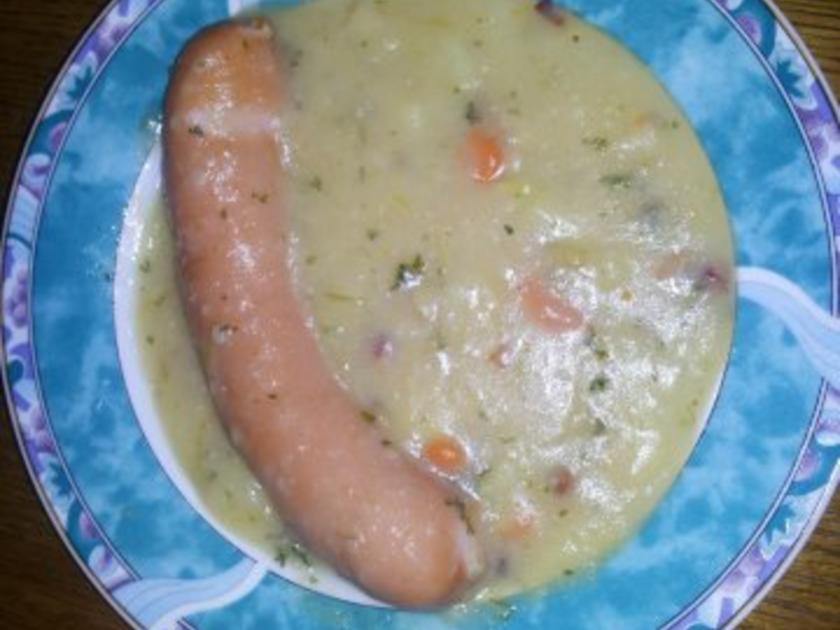 Moni&amp;#39;s Kartoffelsuppe mit Bockwurst - Rezept - kochbar.de