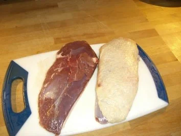 Rezept: Rosenkohlpüree mit gebratener Ente an Rotweinsößchen Bild Nr. 2 Rosenkohlpüree mit gebratener Ente an Rotweinsößchen - Rezept - Bild Nr. 2