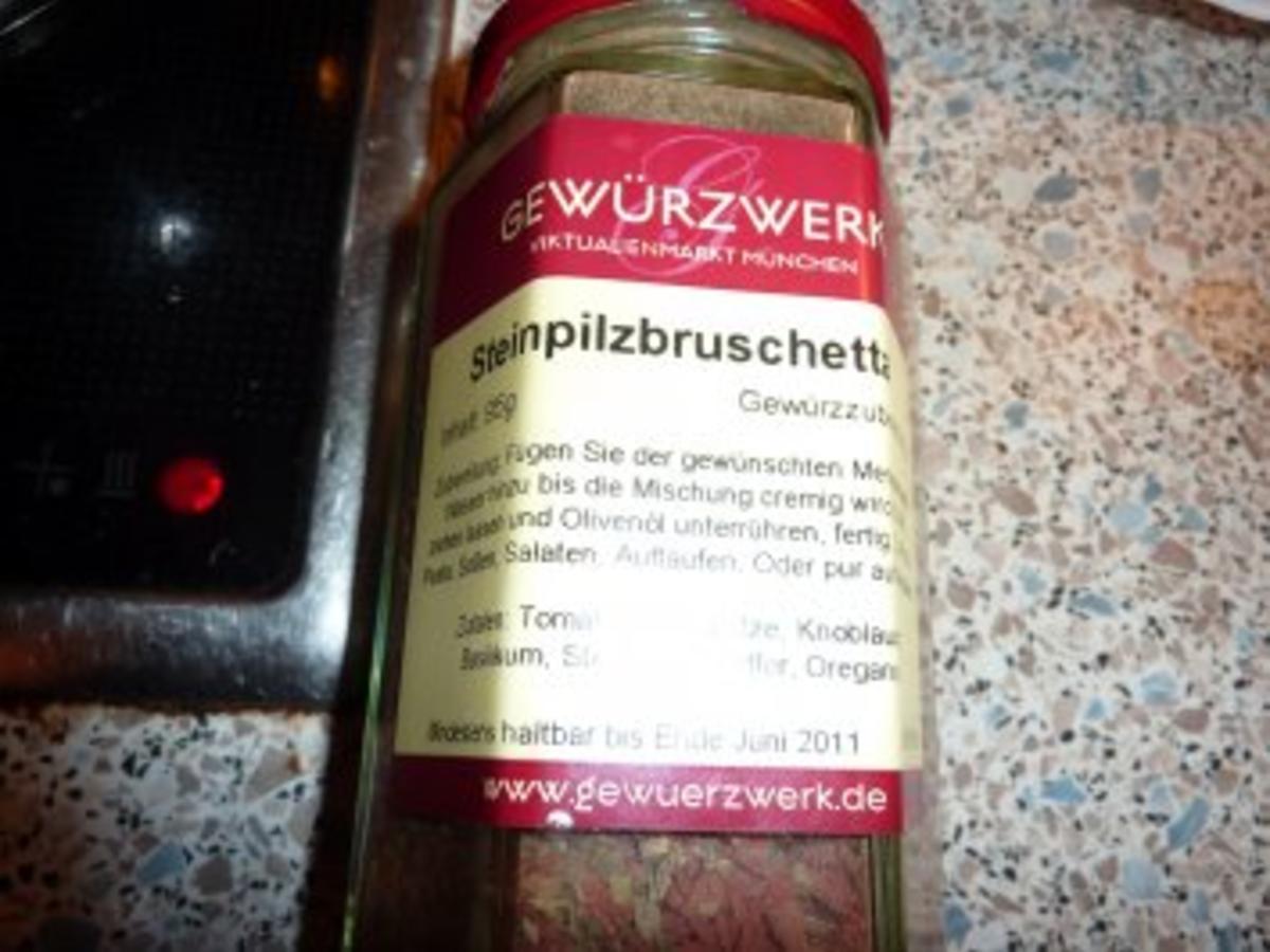 Fl/Rind/Schwein: Hackbraten mit Champignonsauce - einfach - von BK858