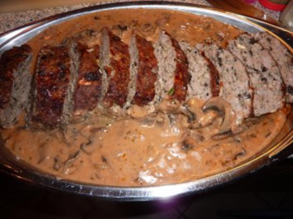 Fl/Rind/Schwein: Hackbraten mit Champignonsauce - einfach - von BK858