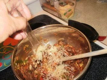 Rezept: Hackfleisch - Rind Stir Pfanne mit allerlei Gemuesse auf Pita Brot- Schnell und fettarm Bild Nr. 6 Hackfleisch - Rind Stir Pfanne mit allerlei Gemuesse auf Pita Brot- Schnell und fettarm - Rezept - Bild Nr. 6