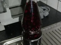 SCHWARZER JOHANNISBEER-LIKÖR - Rezept - Bild Nr. 2