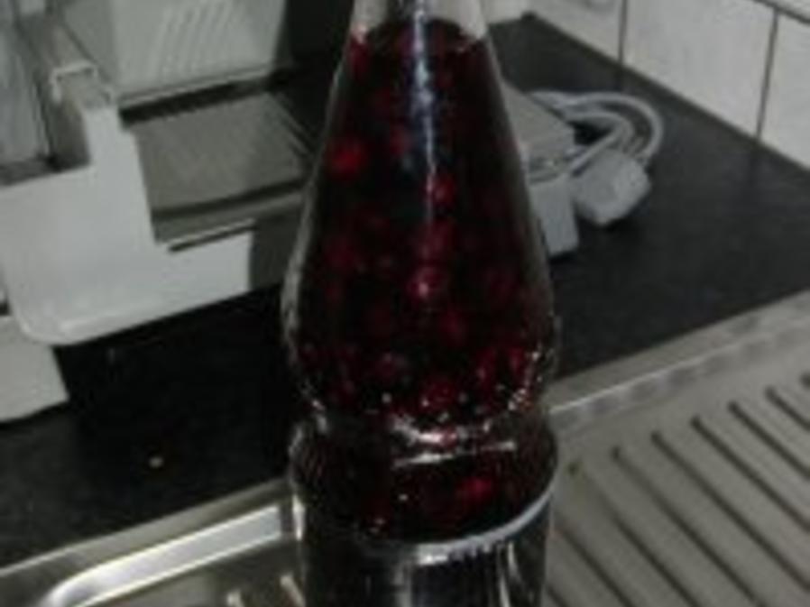 SCHWARZER JOHANNISBEER LIKÖR - einfach - von Peggy10