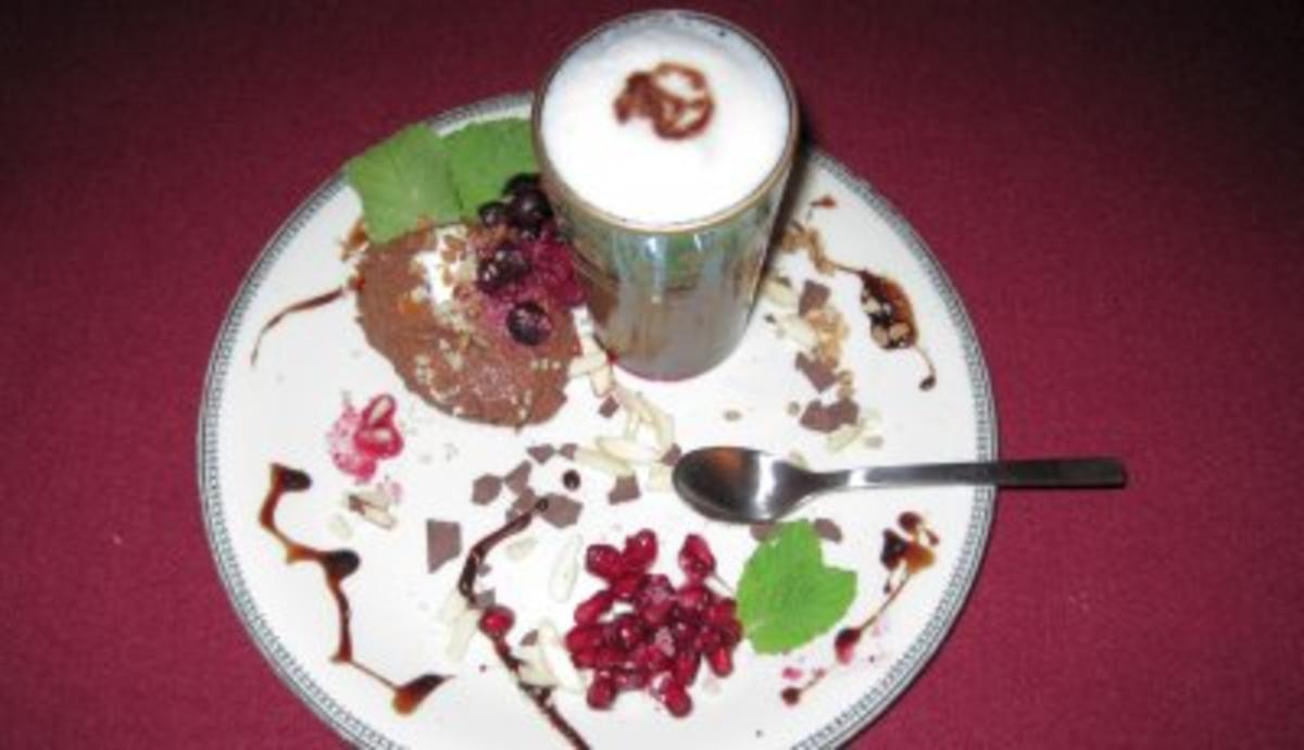 Espresso speziale mit dunkler Mousse - Rezept