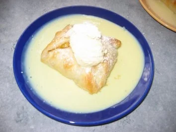 Süße Blätterteigtaschen - Rezept