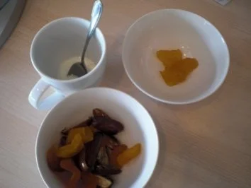 Lammrückenfilet mit Datteln und Kardamom, Safrancouscous - Rezept - Bild Nr. 4