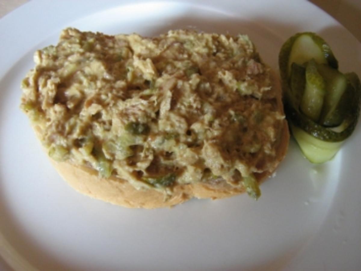 Thunfisch Walnuss Brot Aufstrich - Rezept - Bild Nr. 2