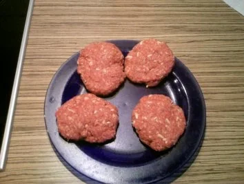 "HAUPTGERICHT" Frikadellen - Rezept - Bild Nr. 2