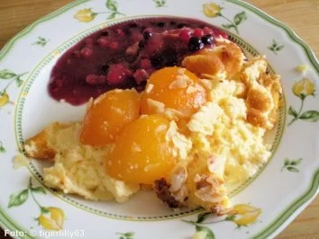 Rezept: Aprikosen-Auflauf mit Mandelkruste Bild Nr. 4 Aprikosen-Auflauf mit Mandelkruste - Rezept - Bild Nr. 4