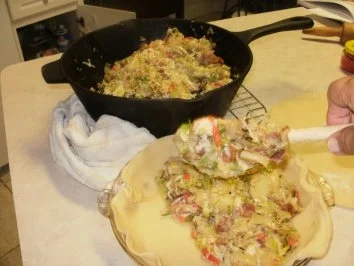 Rezept: Pie- Lauch, Zwiebel und Karoffell Pie gebacken in einer leckeren Kurste - Amerikanisch Bild Nr. 7 Pie- Lauch, Zwiebel und Karoffell Pie gebacken in einer leckeren Kurste - Amerikanisch - Rezept - Bild Nr. 7