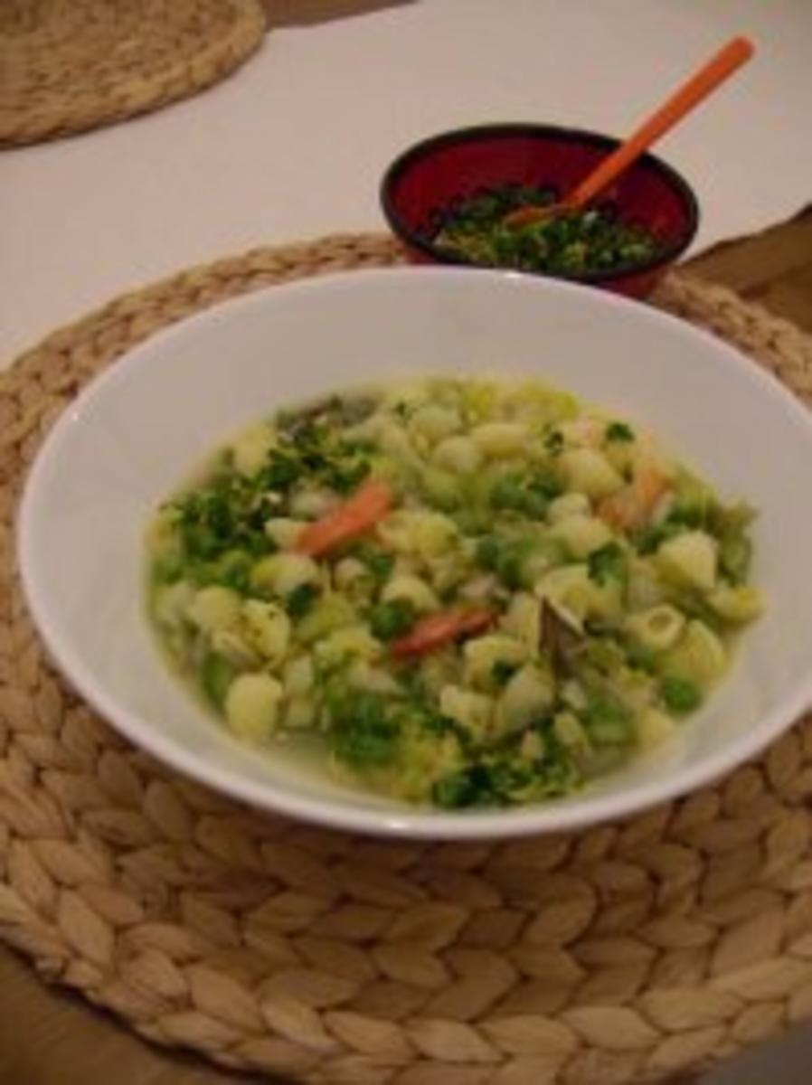 Nudeleintopf mit Shrimps - Rezept