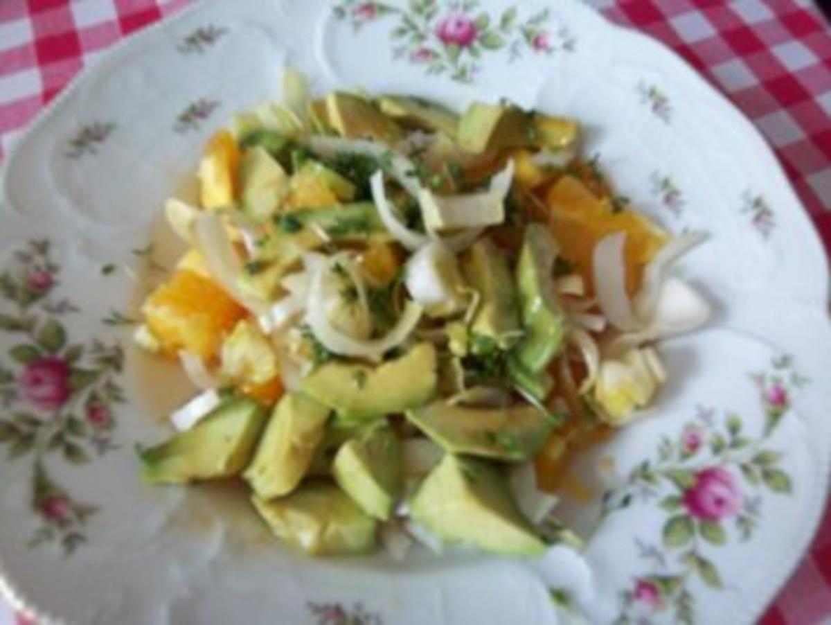 Avocado-Orangen-Chicoree-Salat - Rezept Gesendet von himmlischerezepte