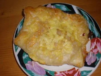 Rezept: Blätterteig mit Schinken- Käsefüllung Blätterteig mit Schinken- Käsefüllung - Rezept