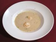 Knoblauchsuppe mit gebratenen Jakobsmuscheln - Rezept