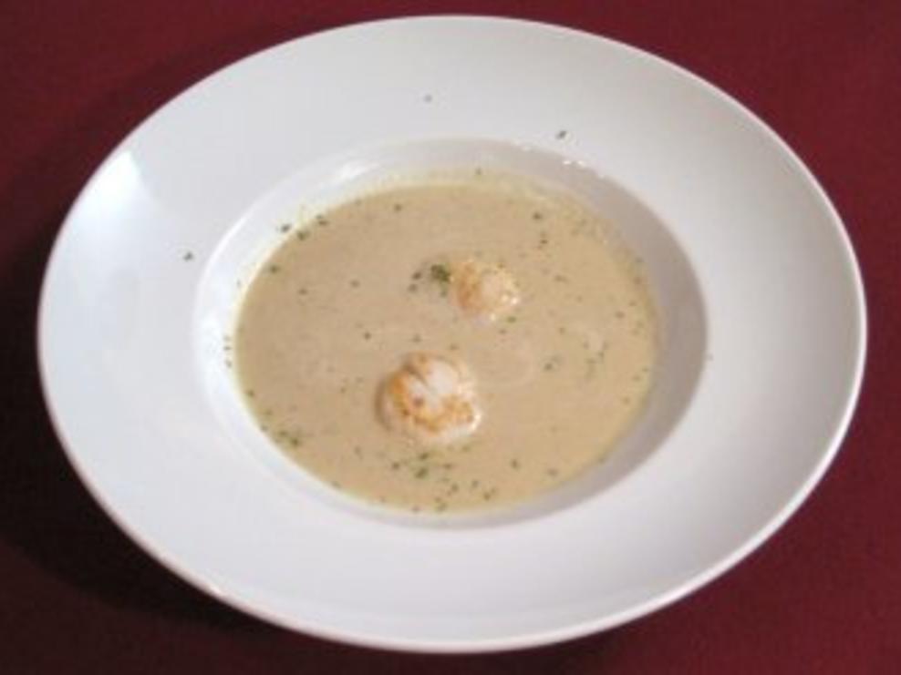 Knoblauchsuppe mit gebratenen Jakobsmuscheln - von Das perfekte Dinner