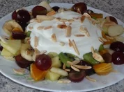 Dessert: Quarkspeise mit Obstsalat - Rezept