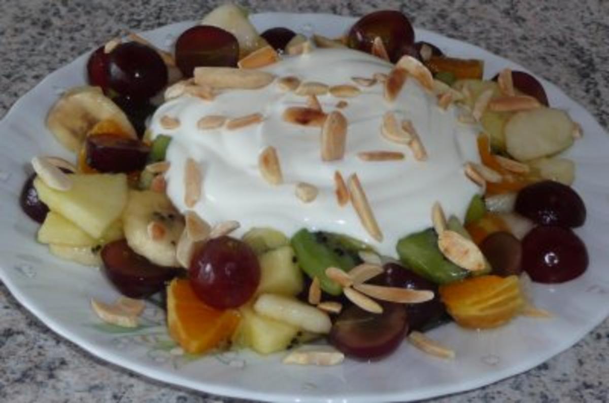 Dessert: Quarkspeise mit Obstsalat - Rezept Von Einsendungen Willmei