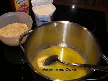 Rezept: Muffin: APFELMUFFIN ... unter Mandelhaube Bild Nr. 7 Muffin: APFELMUFFIN ... unter Mandelhaube - Rezept - Bild Nr. 7