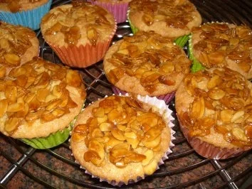 Rezept: Muffin: APFELMUFFIN ... unter Mandelhaube Bild Nr. 10 Muffin: APFELMUFFIN ... unter Mandelhaube - Rezept - Bild Nr. 10
