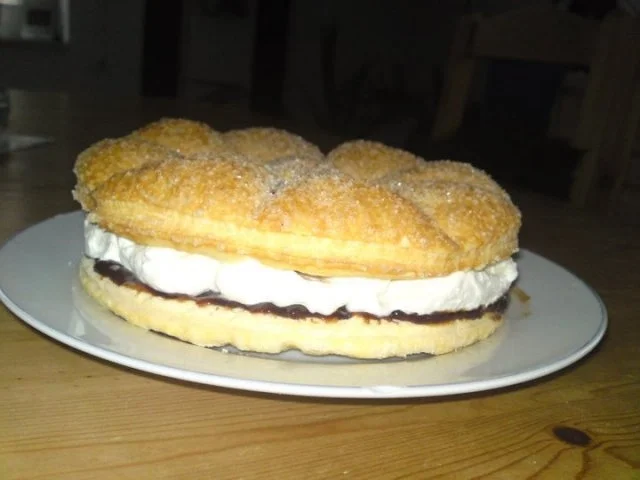 Rezept: Friesen-Torte mit Pflaumenmus Friesen-Torte mit Pflaumenmus - Rezept