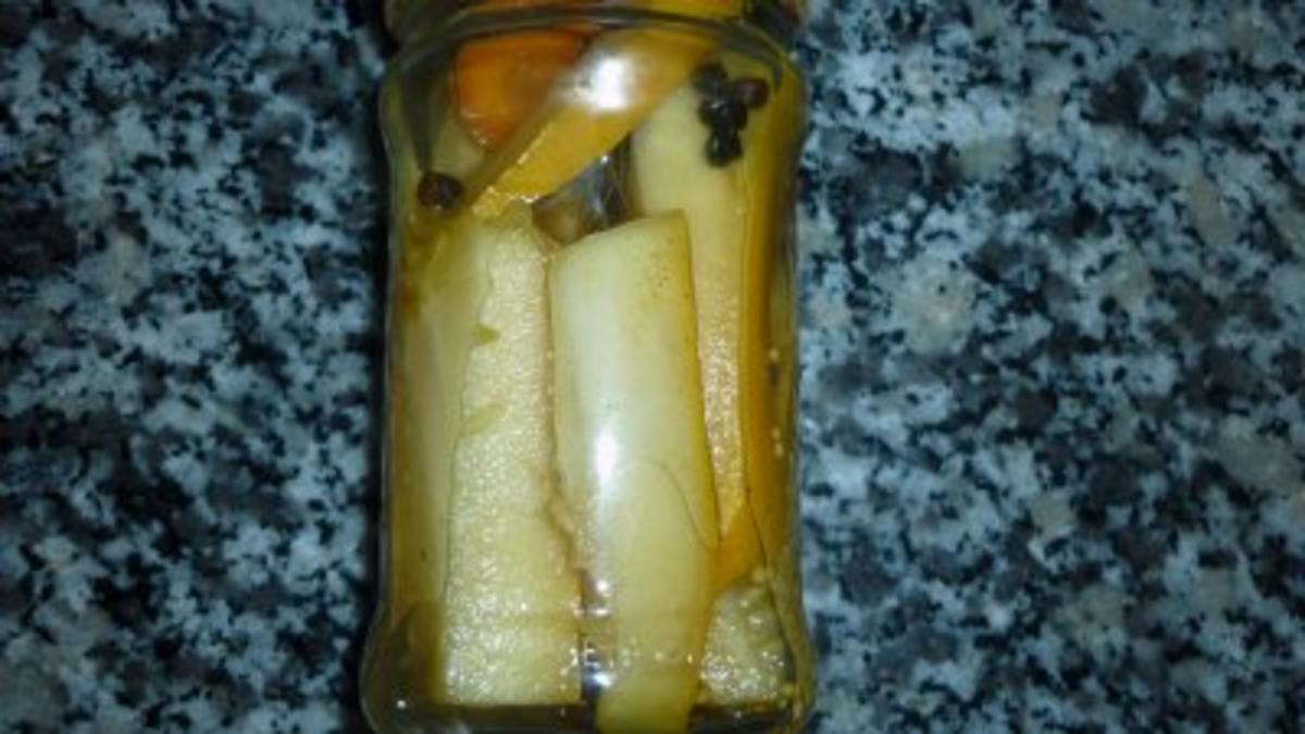 Gelbe Zucchini süss-scharf eingelegt - Rezept