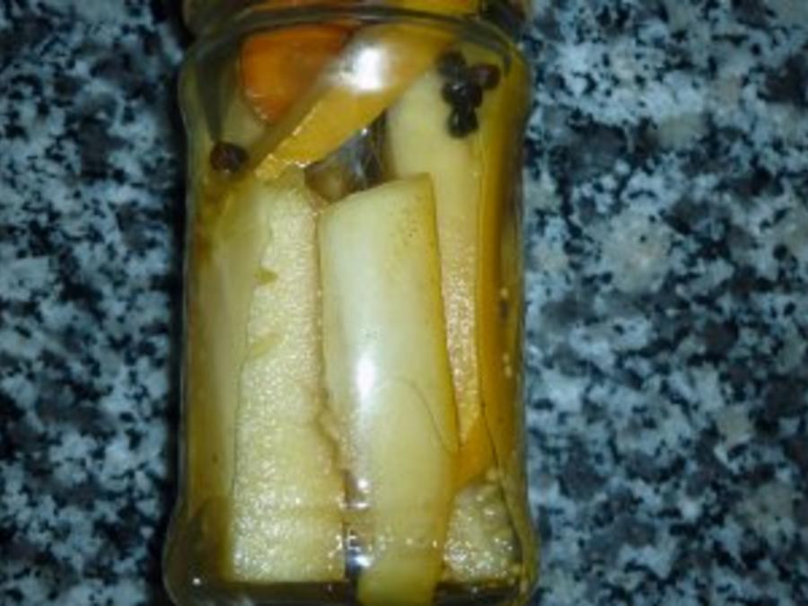 Gelbe Zucchini süss-scharf eingelegt - Rezept - kochbar.de